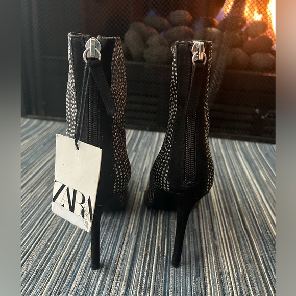 🆕Zara Size 6 Black Mesh Silver Glitter Ankle Booties Pointed Toe - Picture 6 of 8